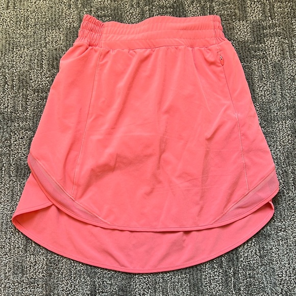 lululemon athletica Dresses & Skirts - Lululemon Hotty Hot High Rise Skirt *long length